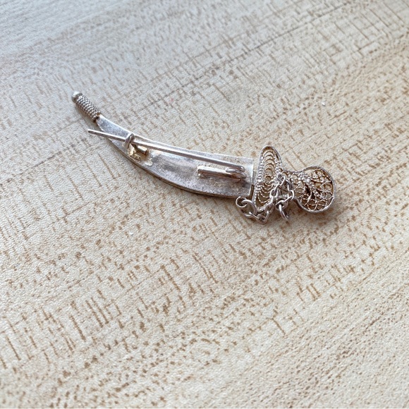 Kanjar pin from Oman, silver - Picture 3 of 4